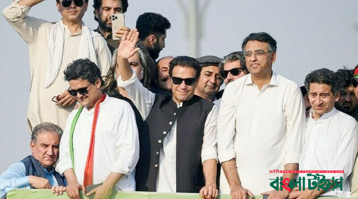 Imran Khan gets bail for 2 weeks